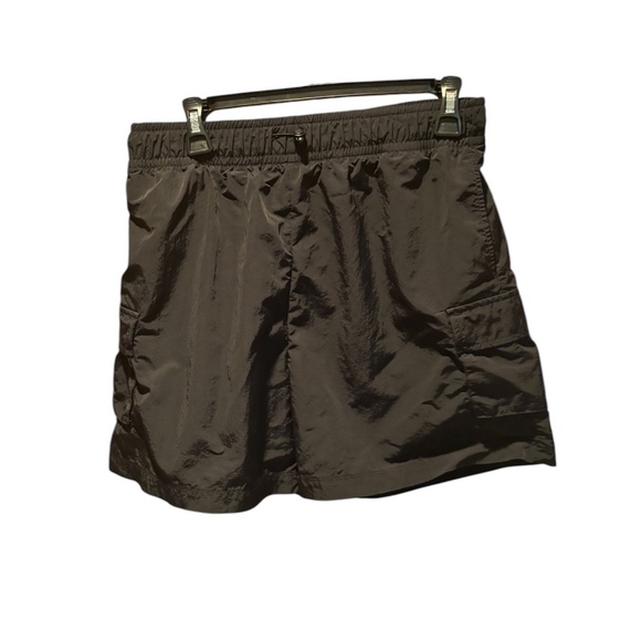 Zella Women's Pull On Cargo Shorts in Black Medium - Picture 1 of 5